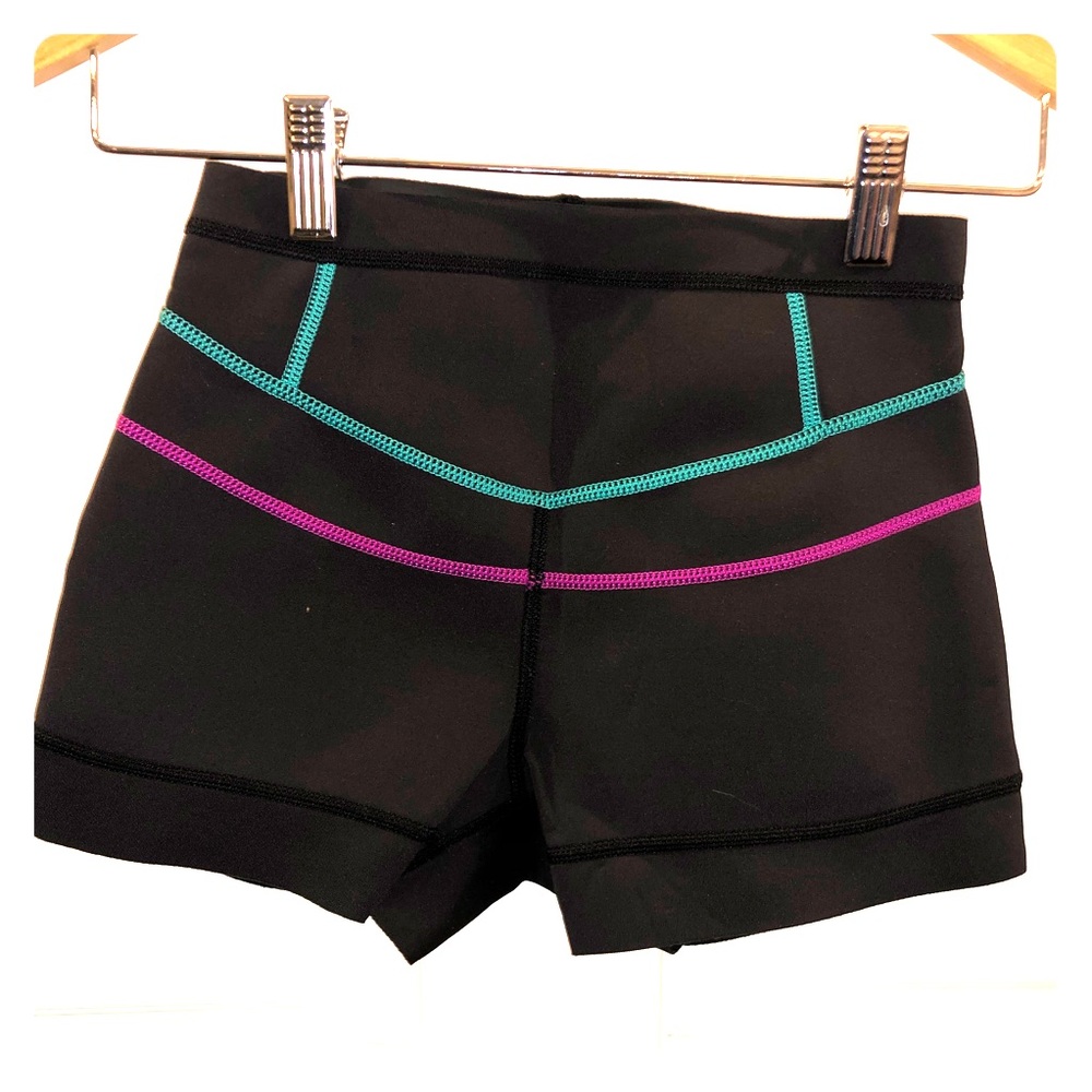 PRANA neoprene shorts 💕✨